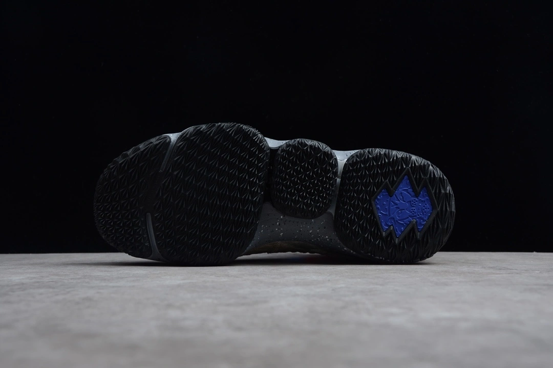 sneakers3a-- AR4831-900 item:C-X080D1511