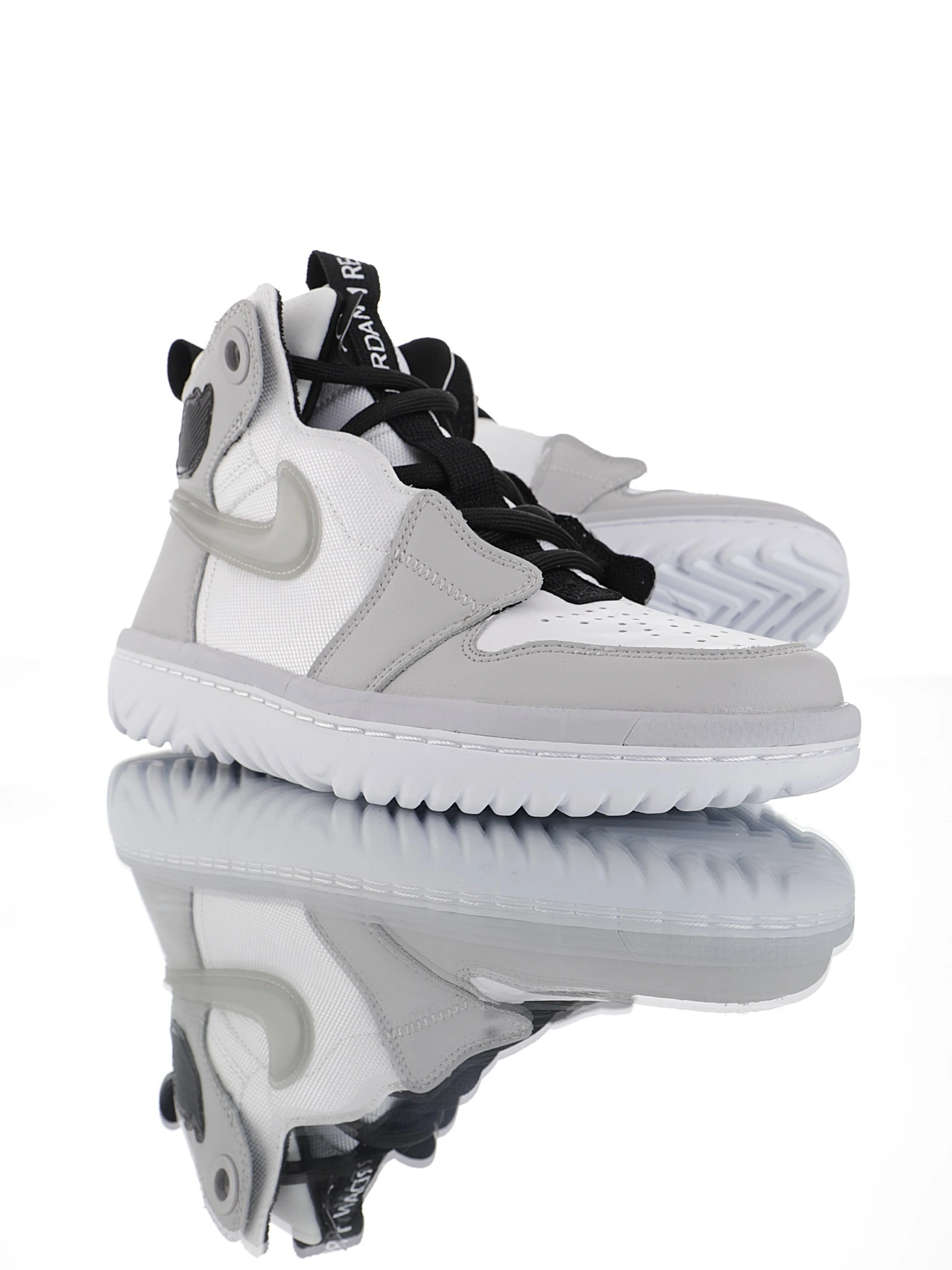 sneakers3a-- AR5321-100 React item:C-X067C0844
