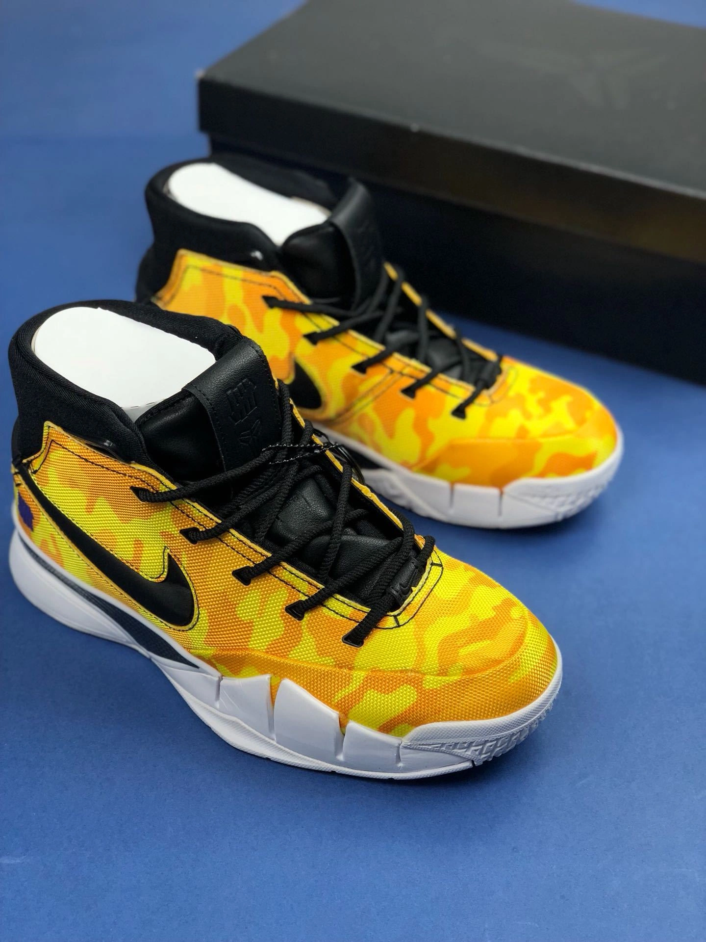 sneakers3a-- BV1207-901 item:C-X067C27160