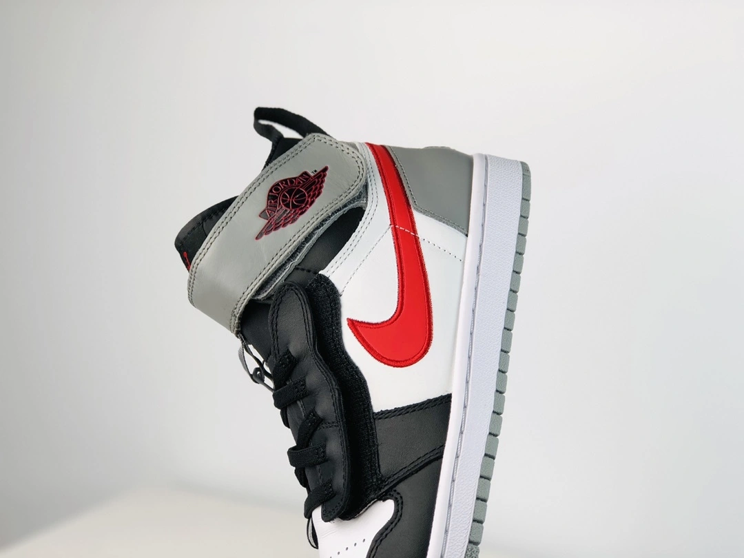 sneakers3a-- CQ3835-002 item:C-X000C0904