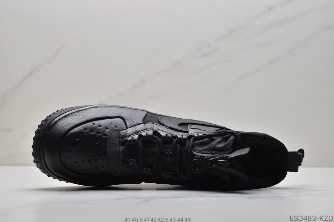 sneakers3a-- CQ7211 003 item:C-X000C2724