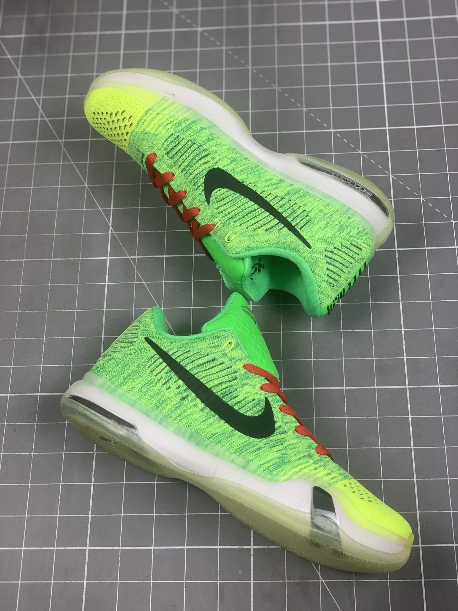 sneakers3a-- ⅠD 802817-901 Zoom Air item:C-X167C27139