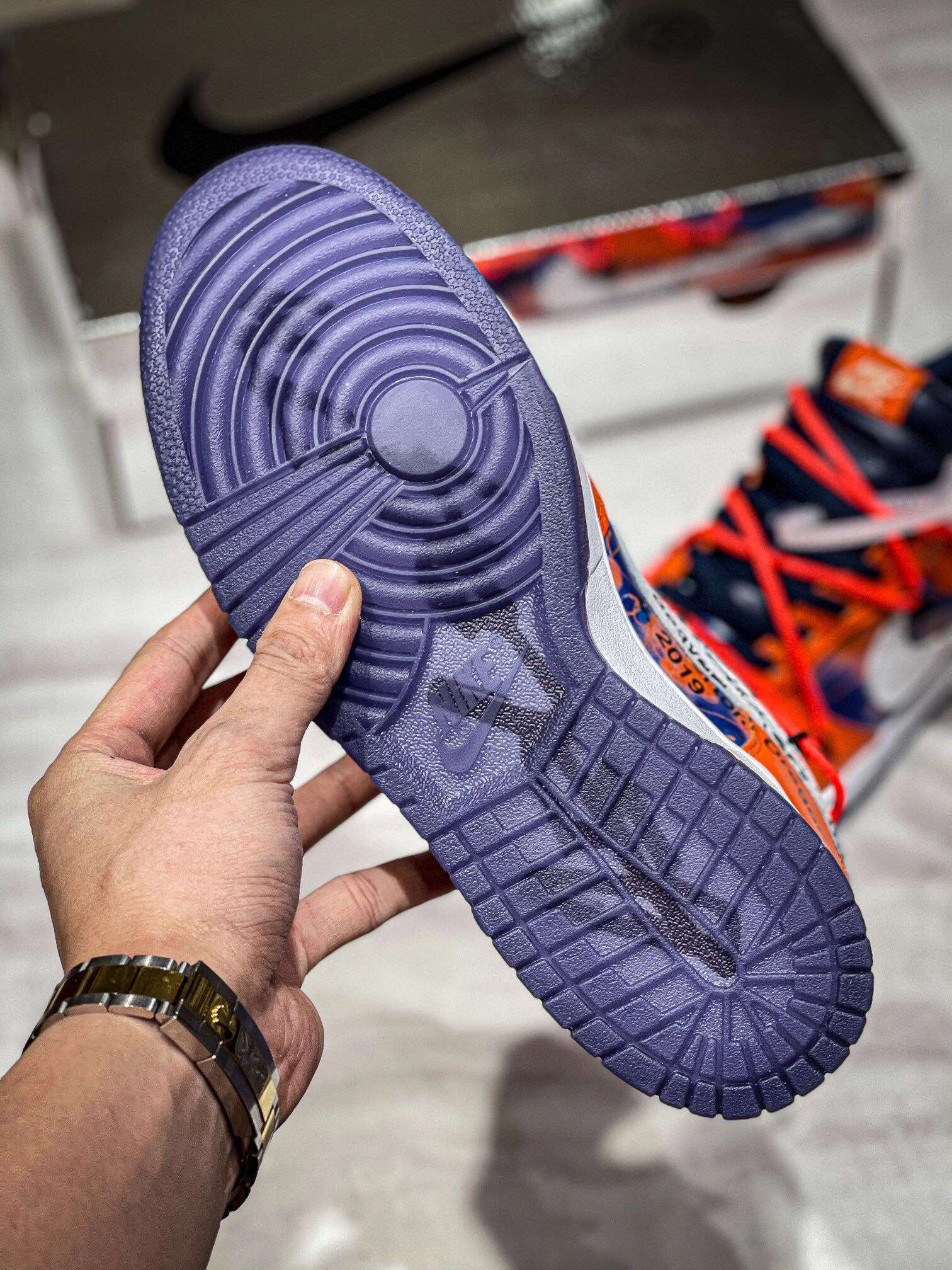 sneakers3a-- DD0856-801 item : 319X40D1720