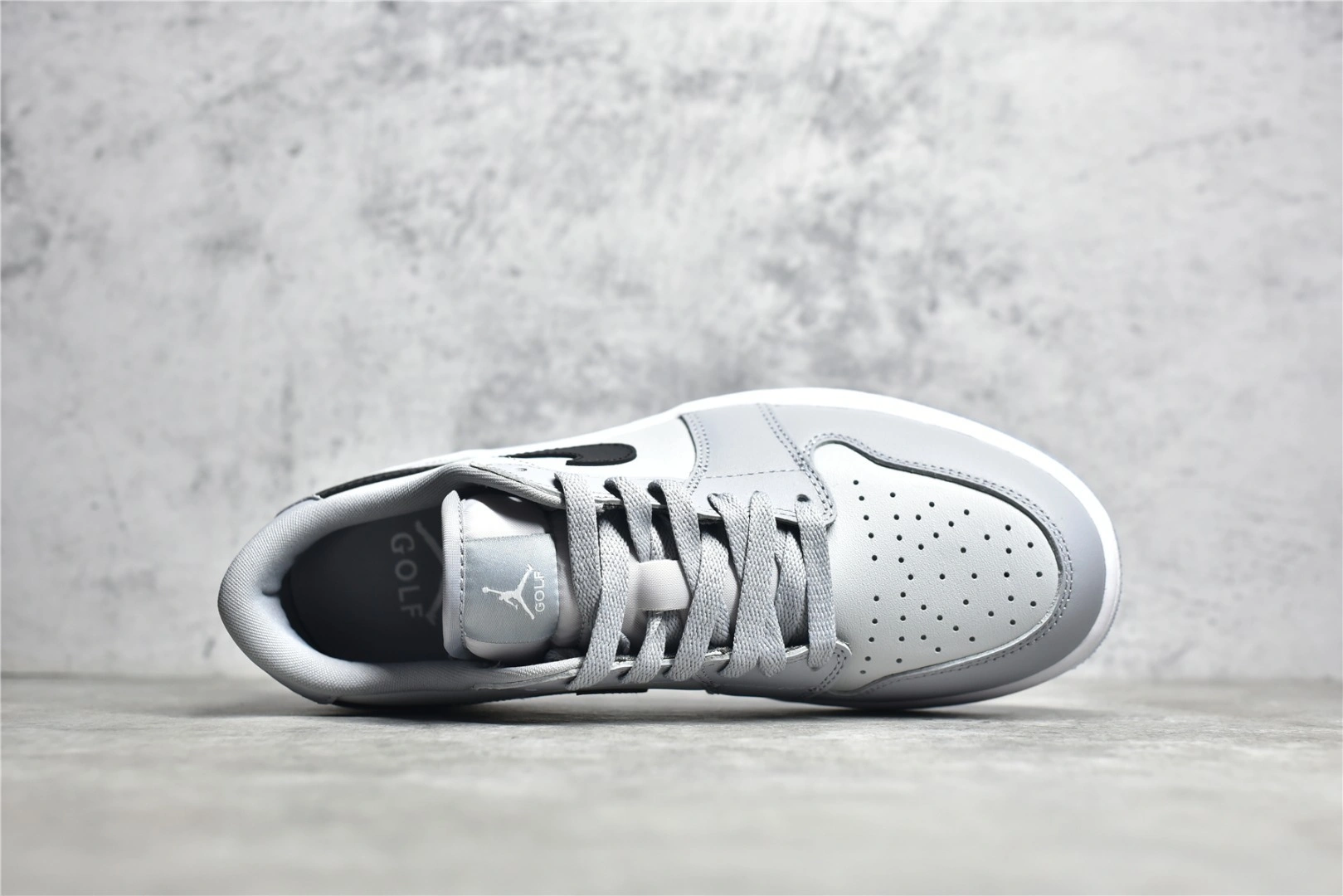 sneakers3a-- DD9315 002 item:C-X067G1303Y