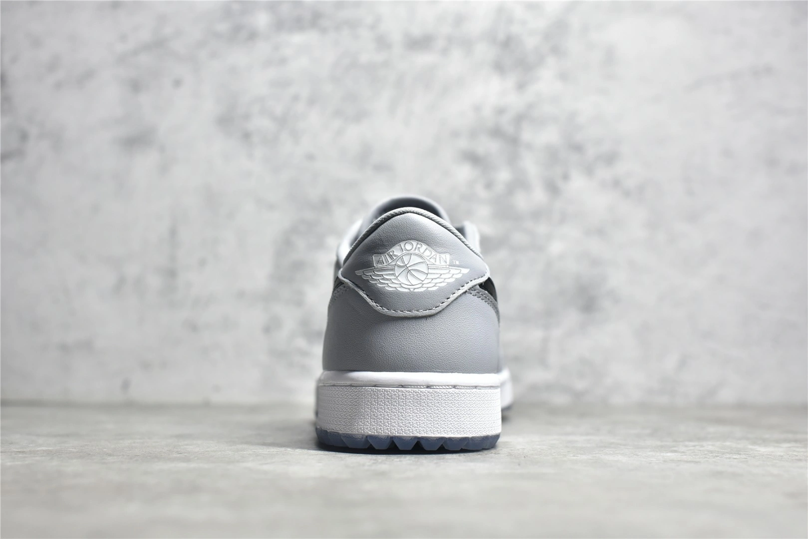 sneakers3a-- DD9315 002 item:C-X067G1303Y
