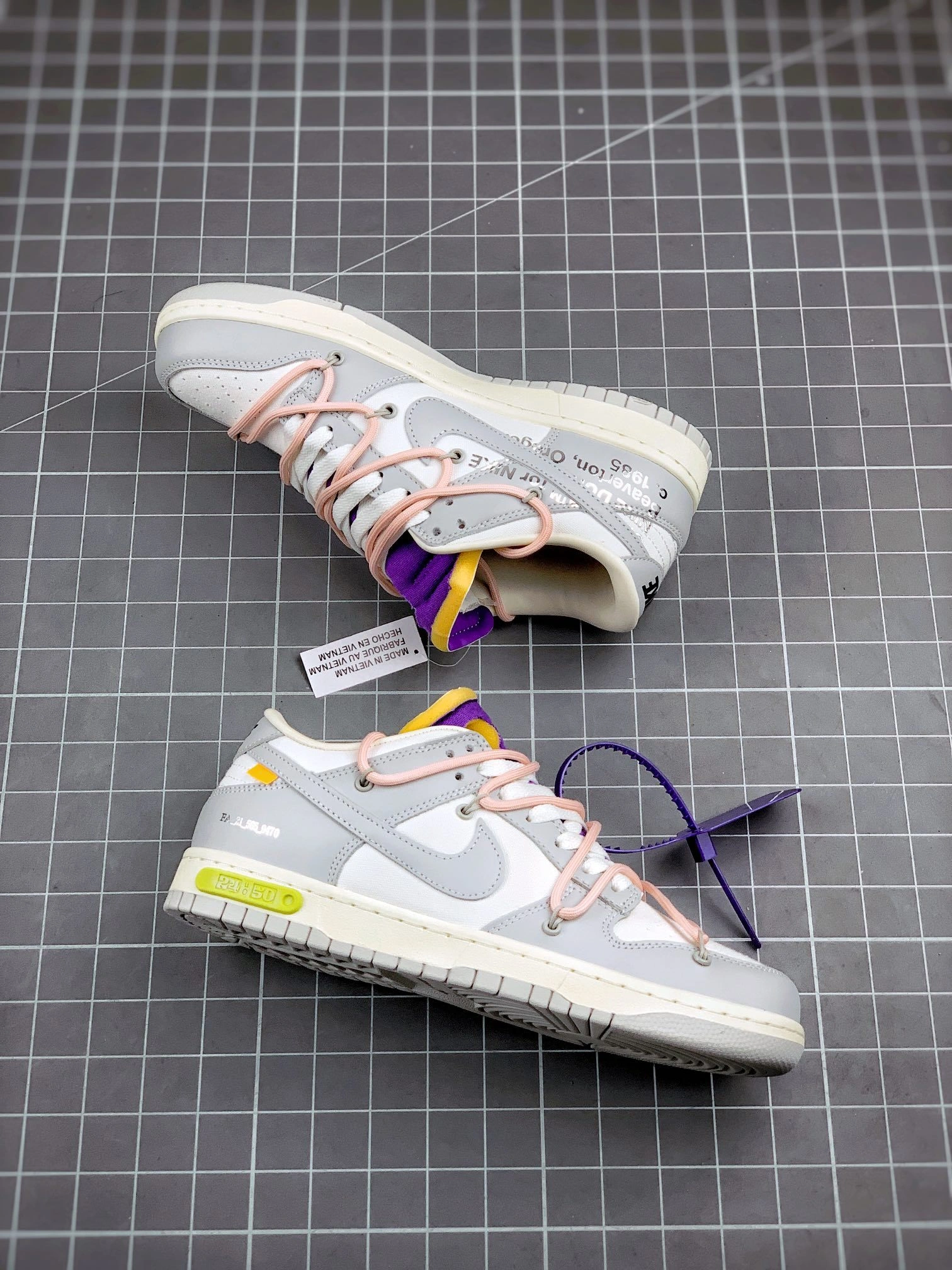 sneakers3a-- DM1602-119 item:C-X080C2719
