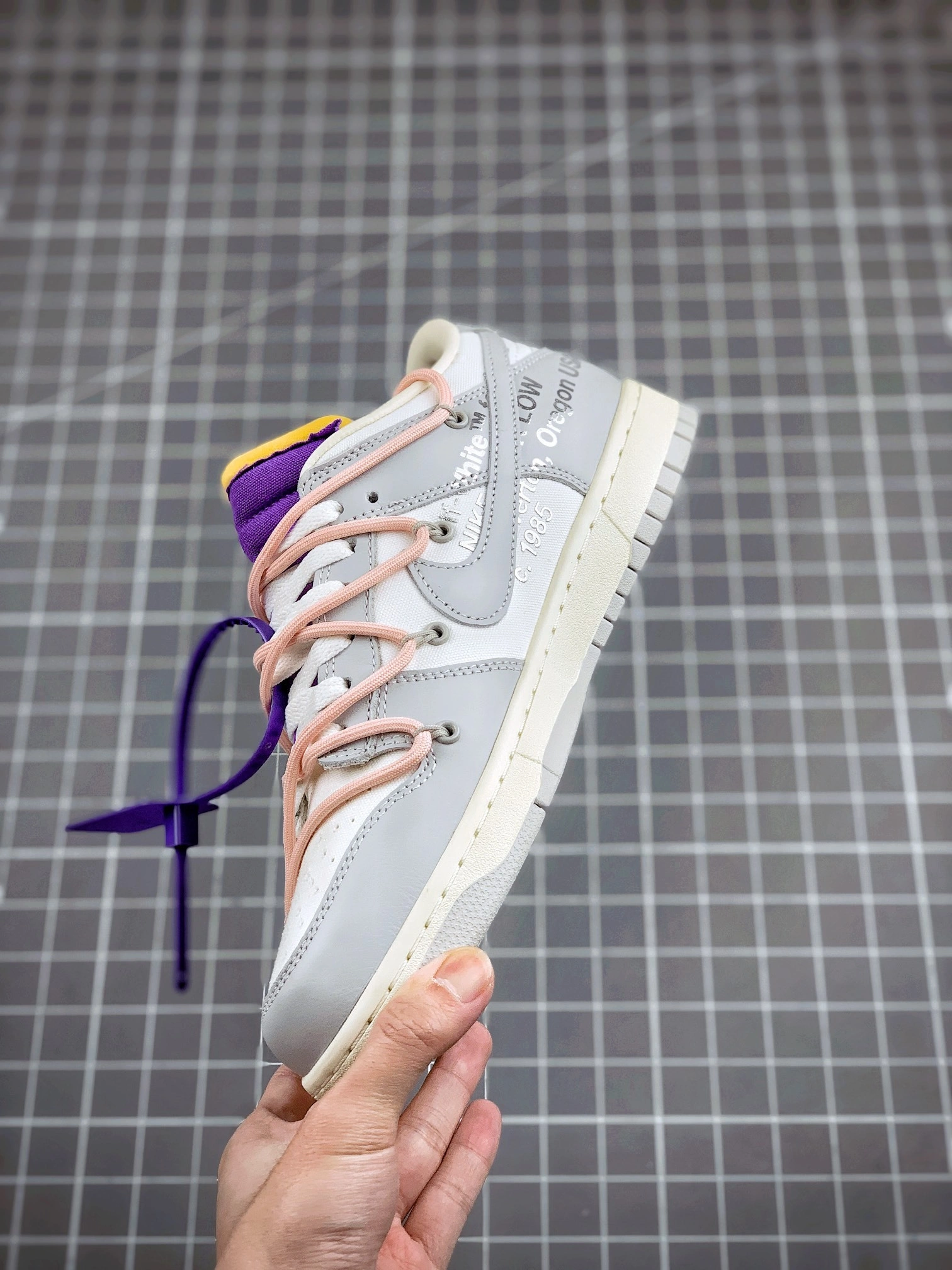 sneakers3a-- DM1602-119 item:C-X080C2719