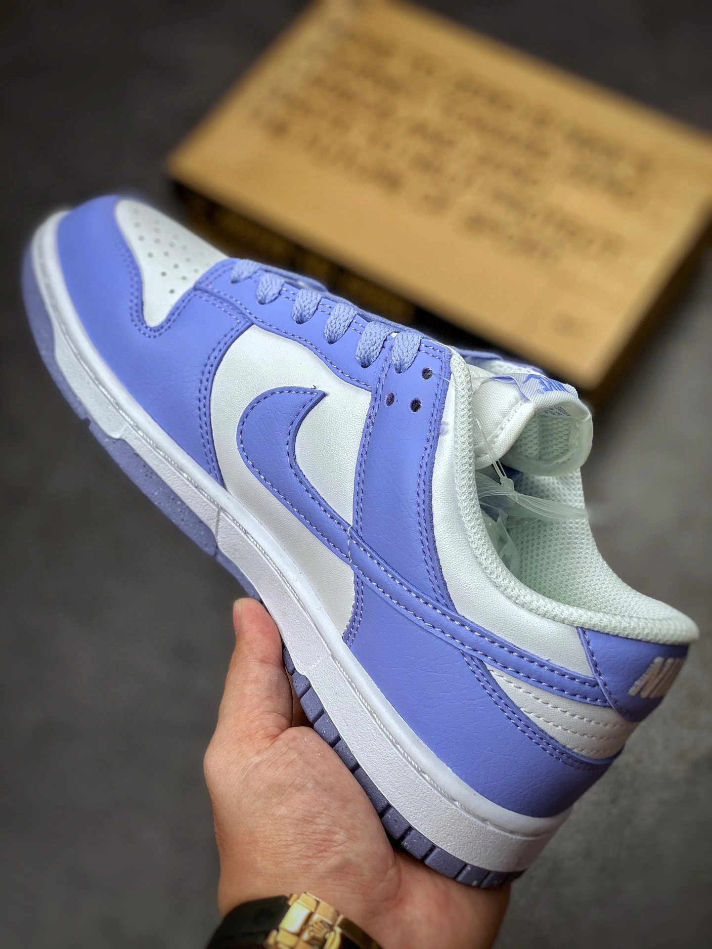 sneakers3a-- DN1431 103 item:C-X000D04133