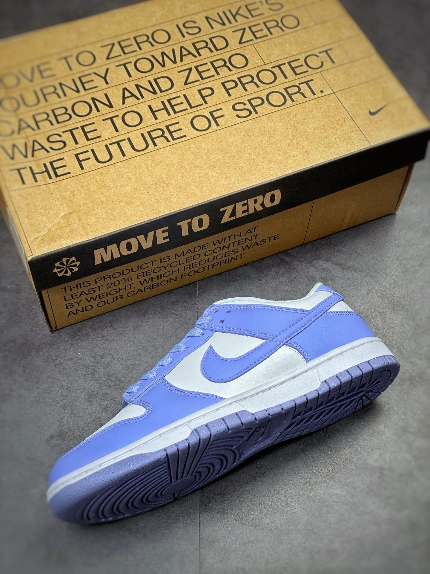 sneakers3a-- DN1431 103 item:C-X000D04133