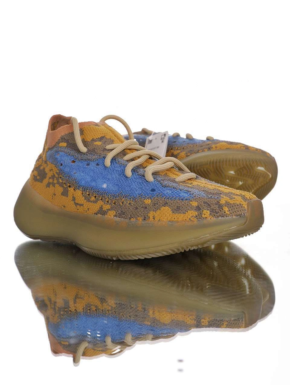 sneakers3a - FX9847 item : P167X35F1529