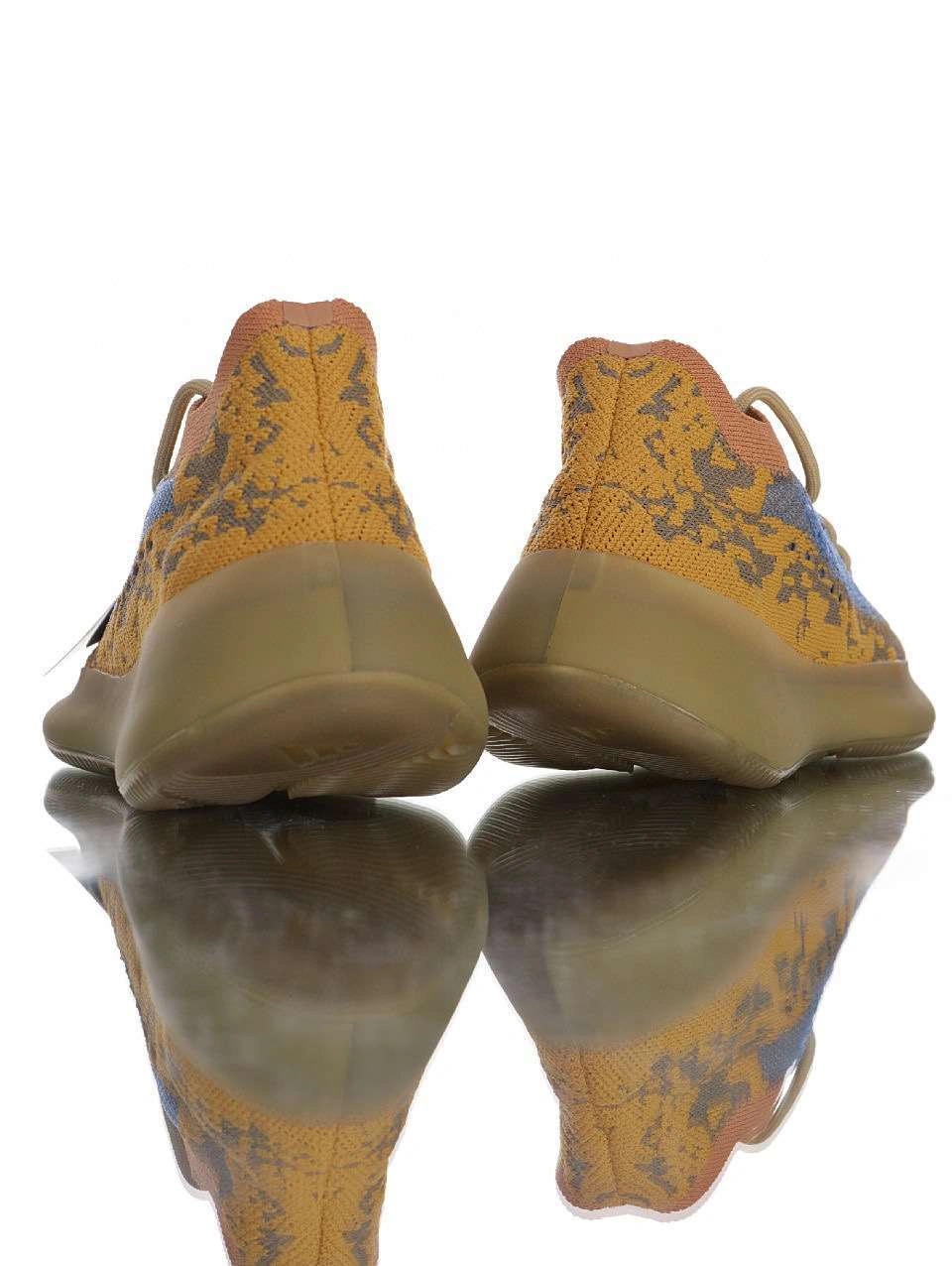 sneakers3a - FX9847 item : P167X35F1529