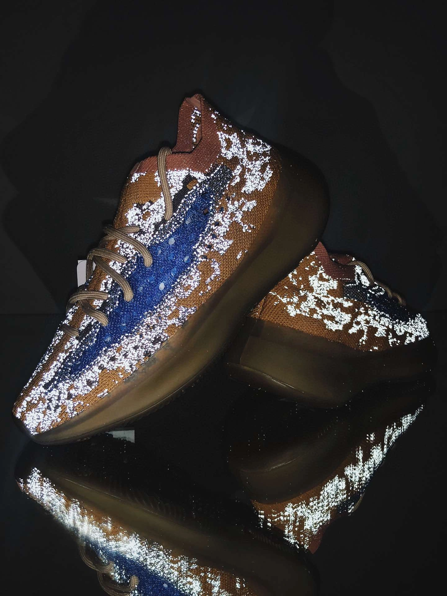 sneakers3a - FX9847 item : P167X35F1529