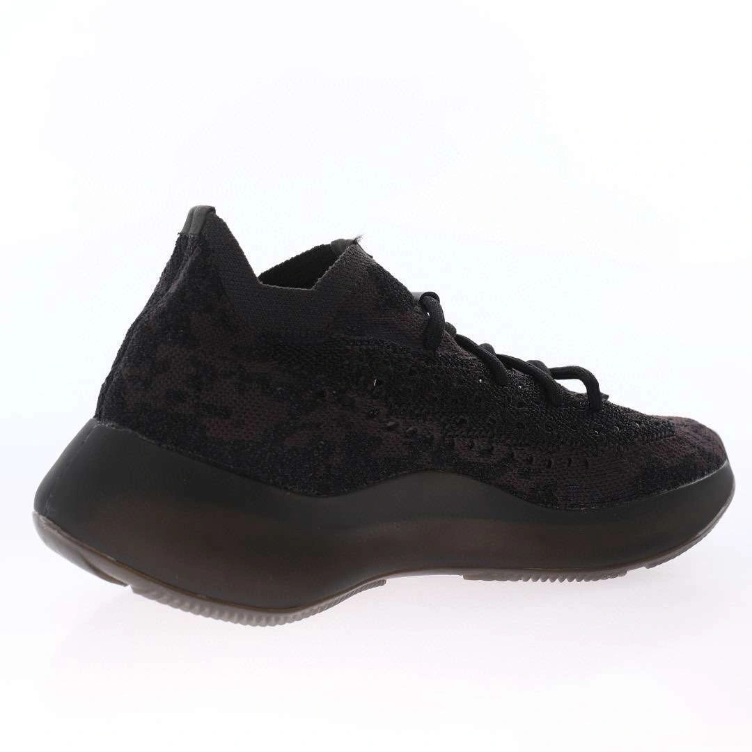 *sneakers3a - H02536 item : P067X28F1533