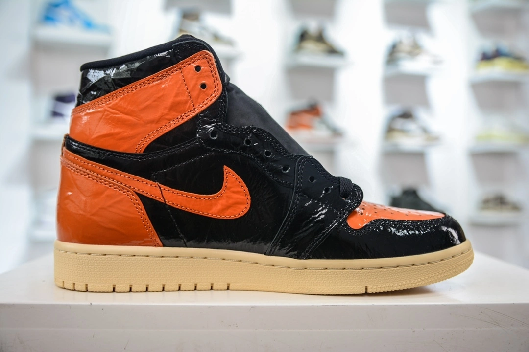 sneakers3a-- High 555088 028 item:C-X575F2820Y