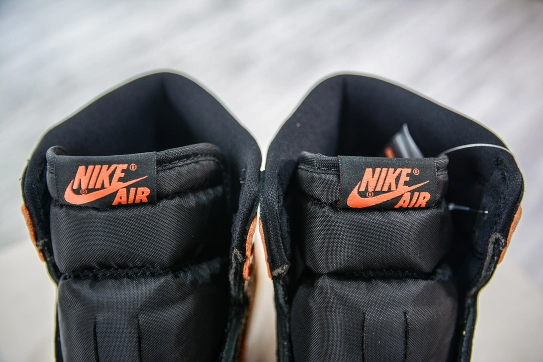 sneakers3a-- High 555088 028 item:C-X575F2820Y