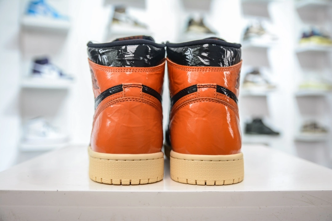 sneakers3a-- High 555088 028 item:C-X575F2820Y
