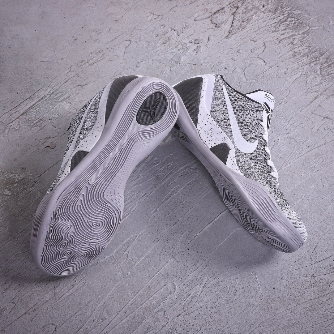 sneakers3a-- IX 653456-101 item:C-X080C27146