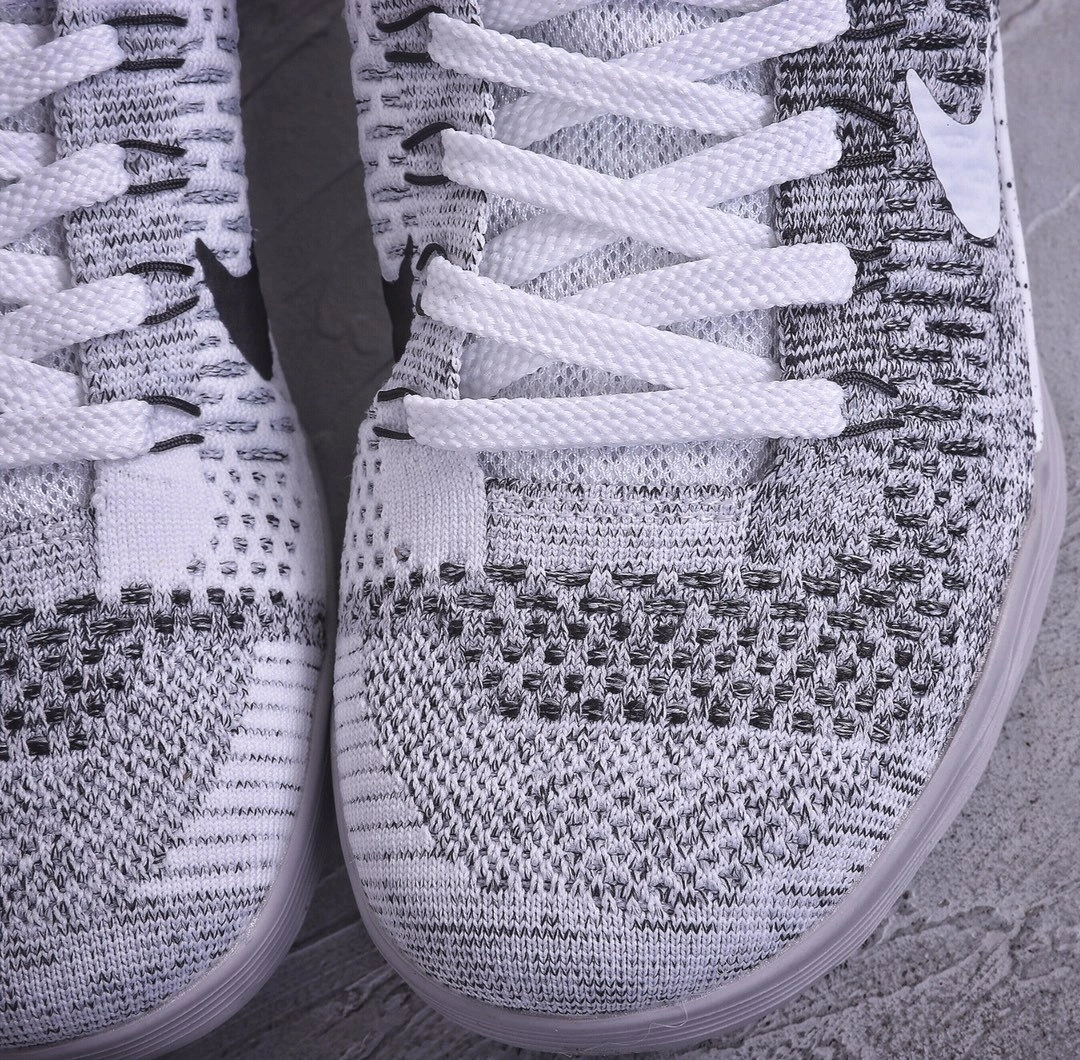 sneakers3a-- IX 653456-101 item:C-X080C27146