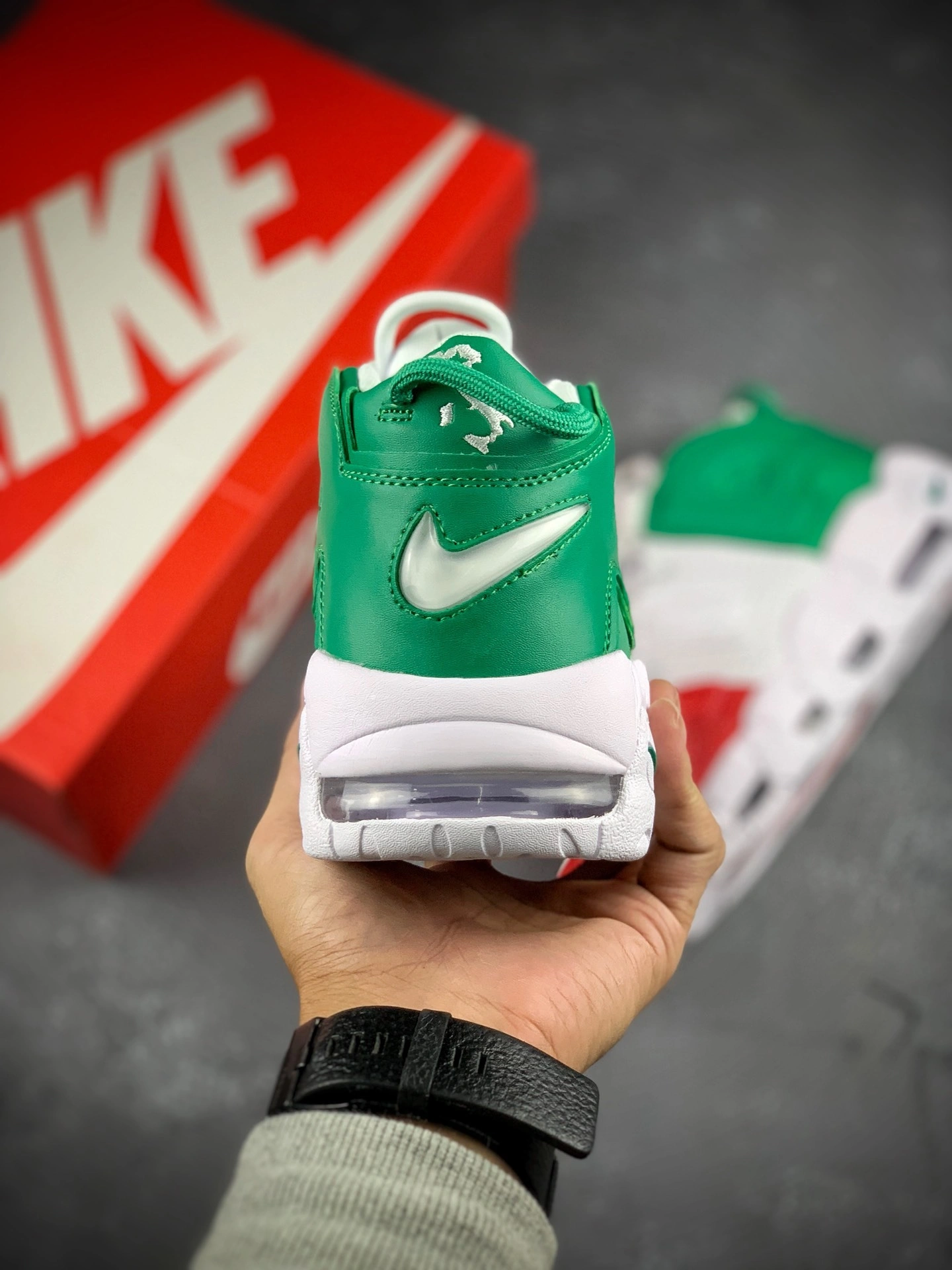 sneakers3a-- QS AV3811-600 item:C-X080D04104