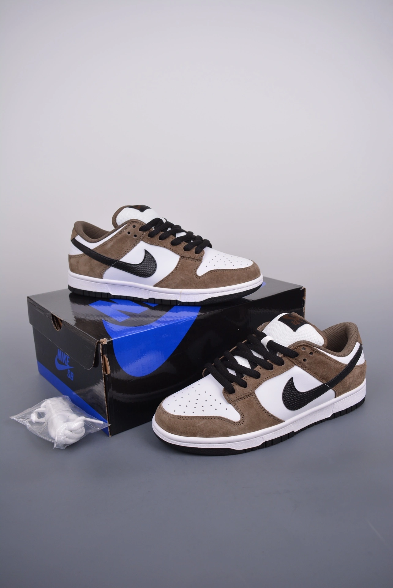 sneakers3a-- ZOOM Dunk Low PRO 304292-102 item: C-X000J2011V