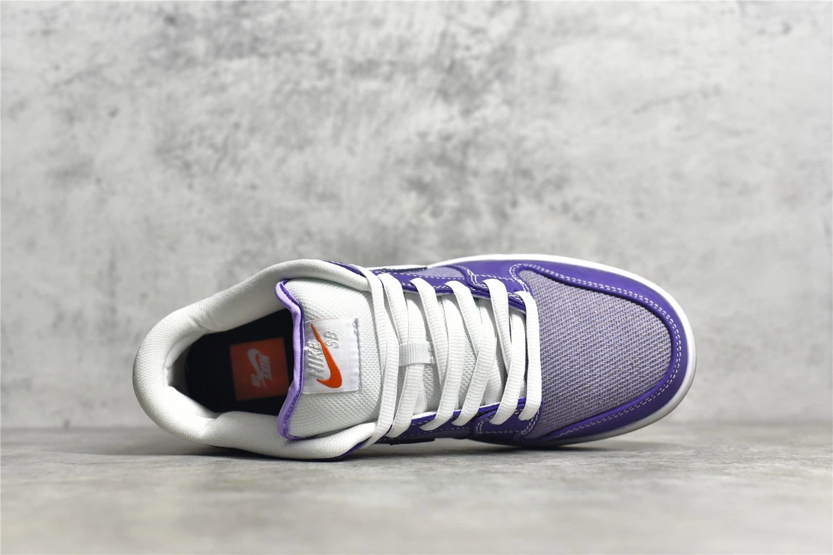 sneakers3a-- item:C-X167E3024Y