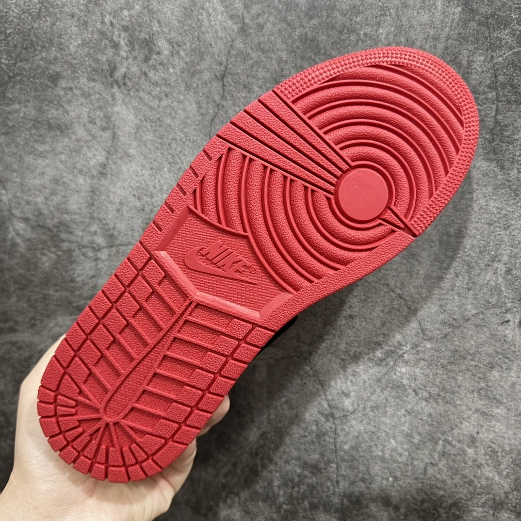 sneakers3a--1ir Jor419 FN0432-100 Trophy Room x 1 Low OG "Away" item: E-X000L2068B