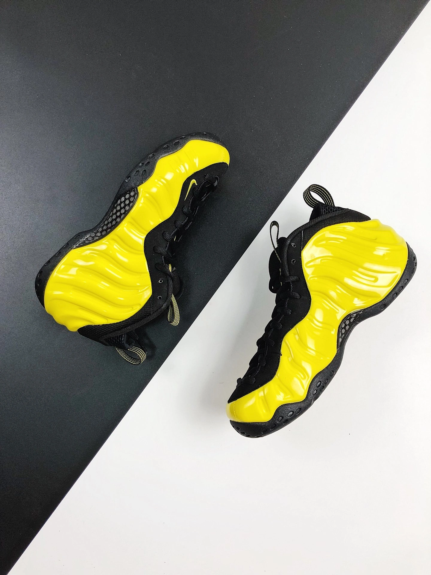 sneakers3a--314996-701 item:C-X167D04142