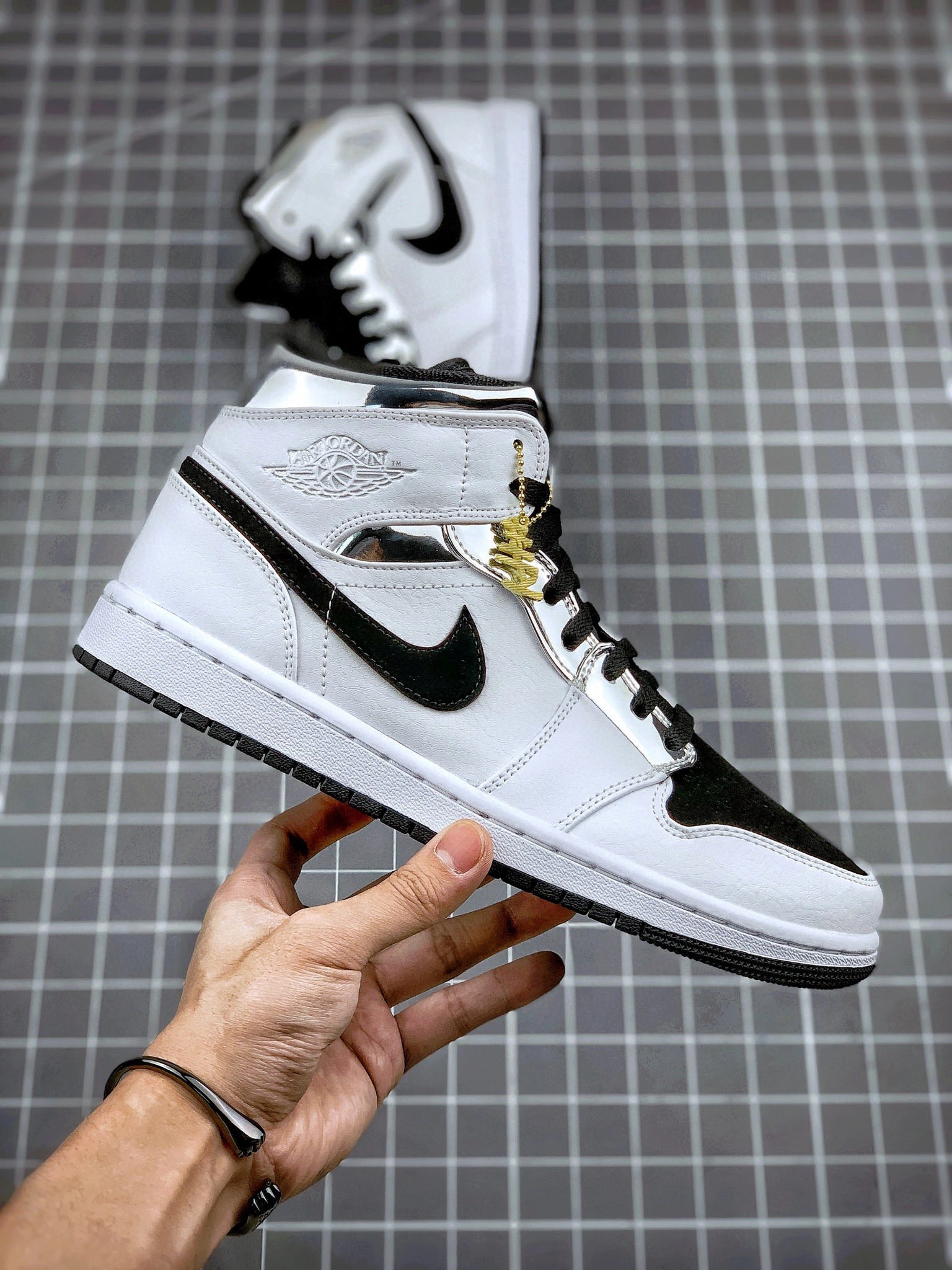 sneakers3a- 554724-121 item : B-X030C0404O