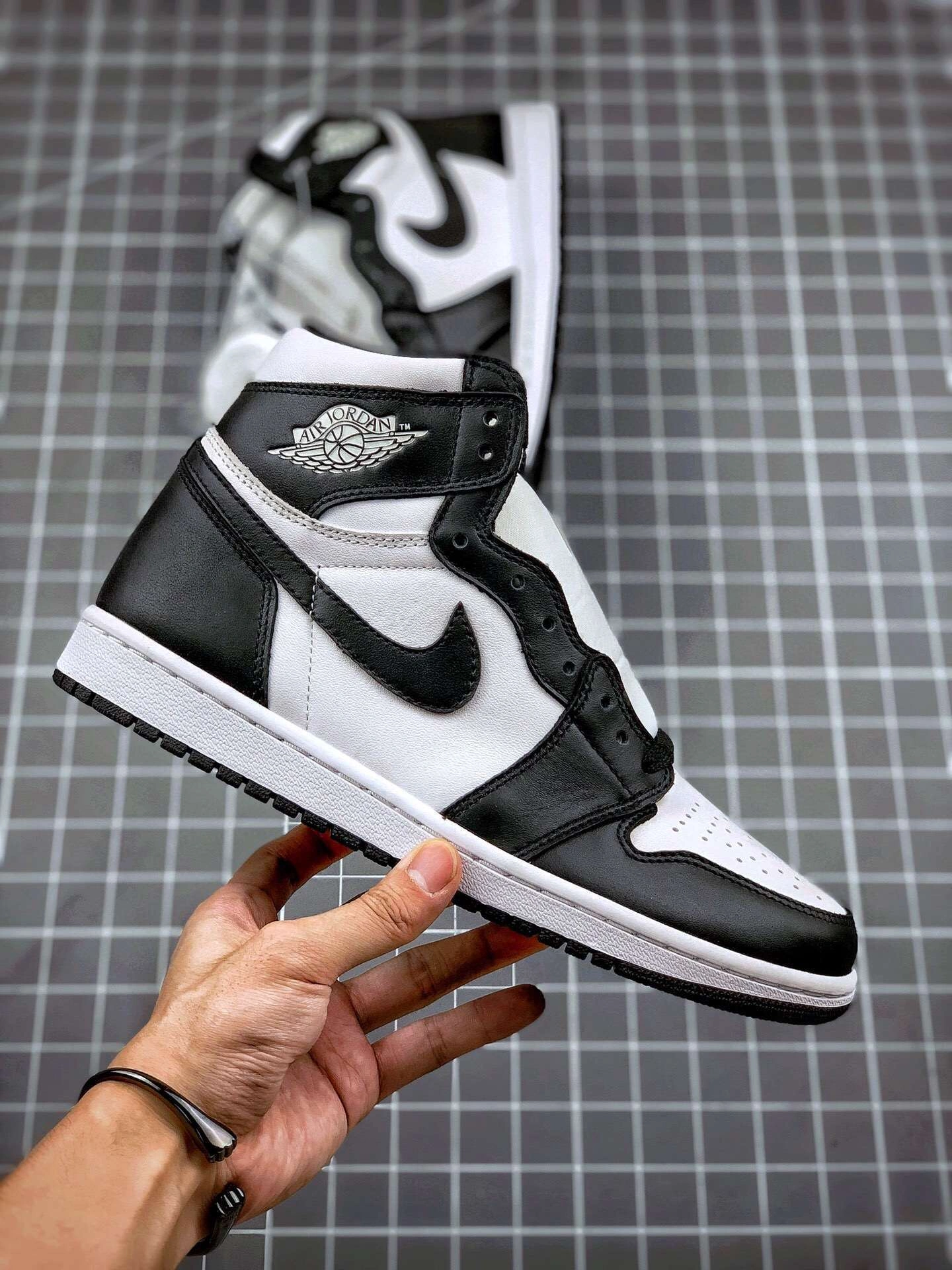 &&&sneakers3a--555088-010 item : P167X26D2644