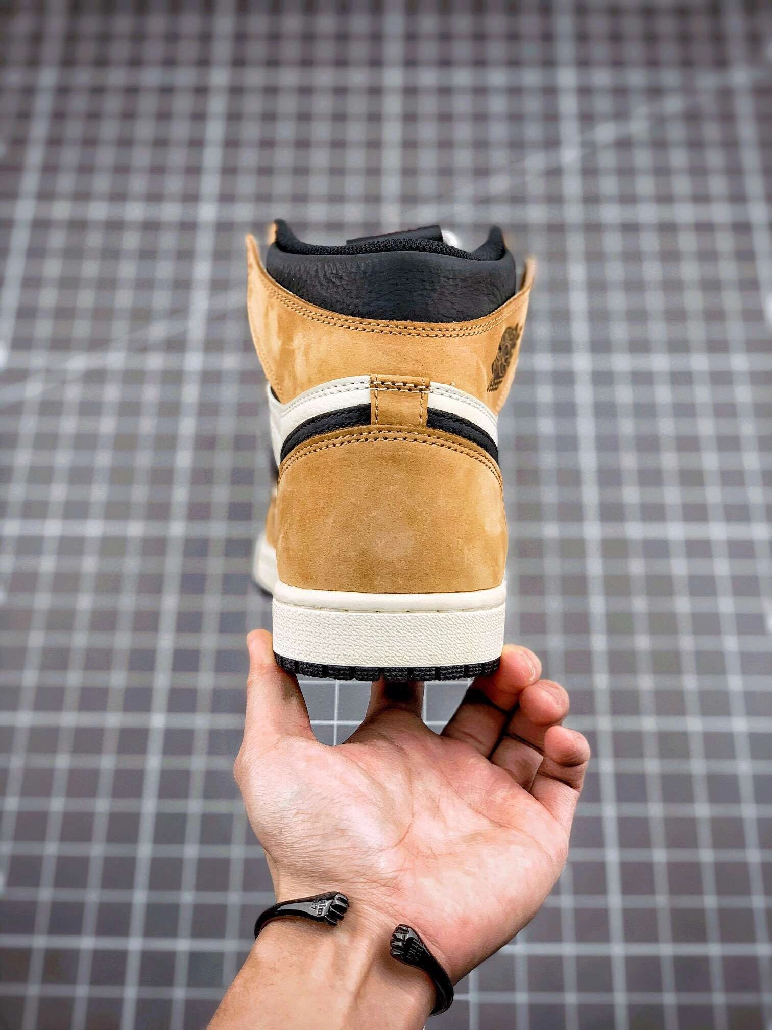 &sneakers3a--555088-700 item : P167X35D2610