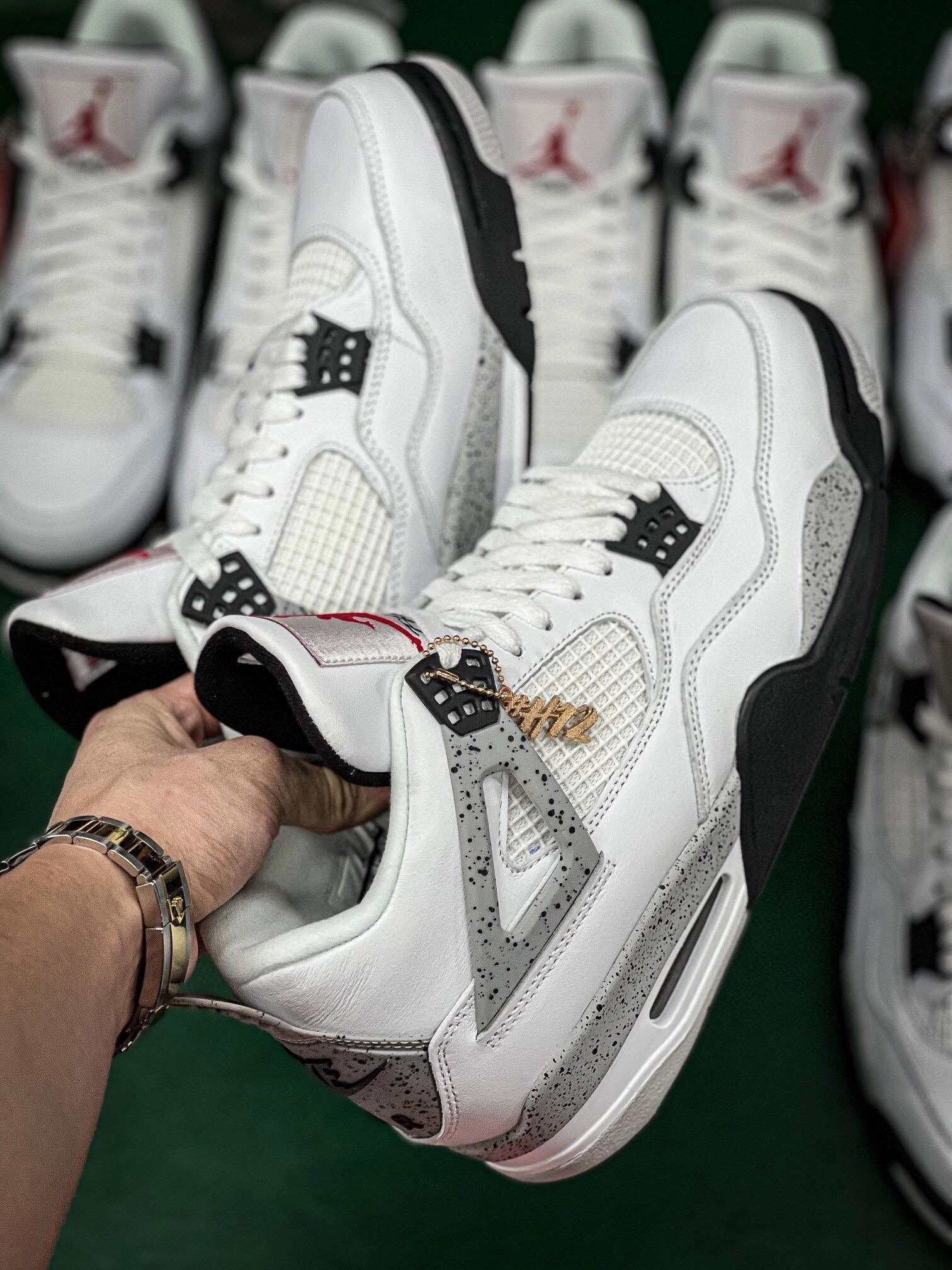 &sneakers3a--840606-192 item : 319X51D1614