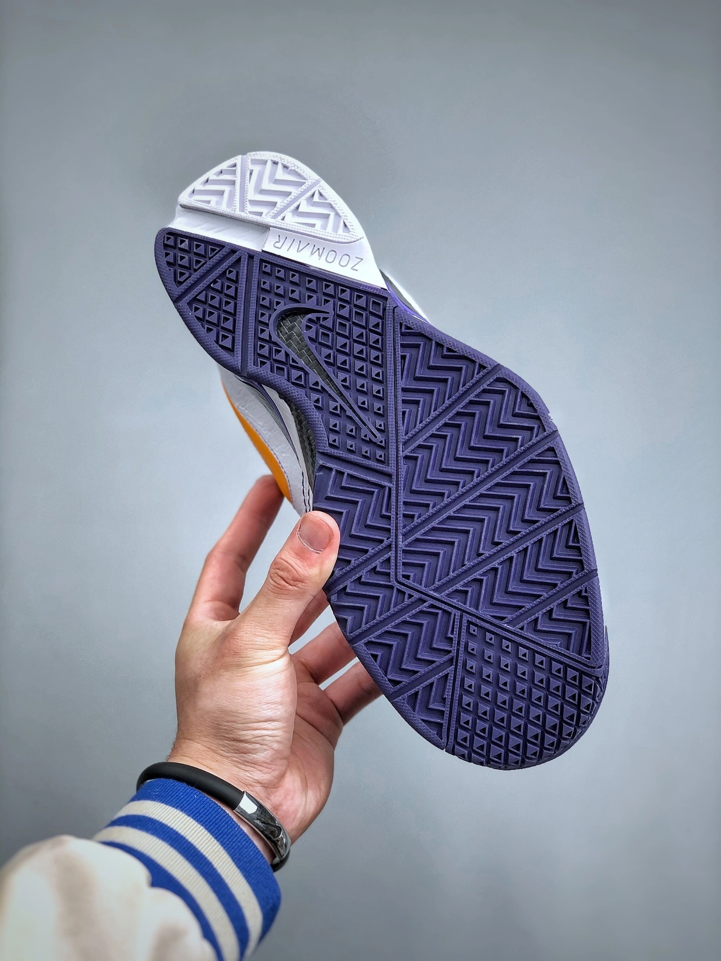 sneakers3a- AQ2728 101 item:C-X080D04137