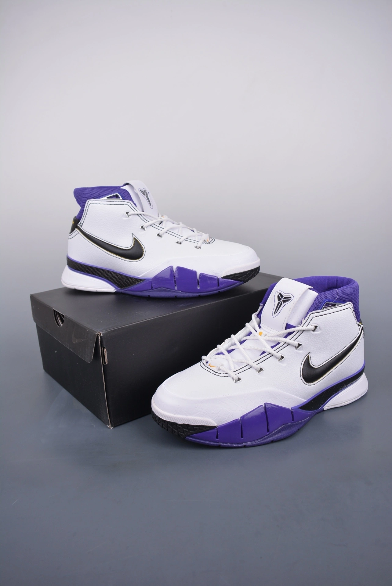 sneakers3a--AQ2728 105XC item:C-X000E0451