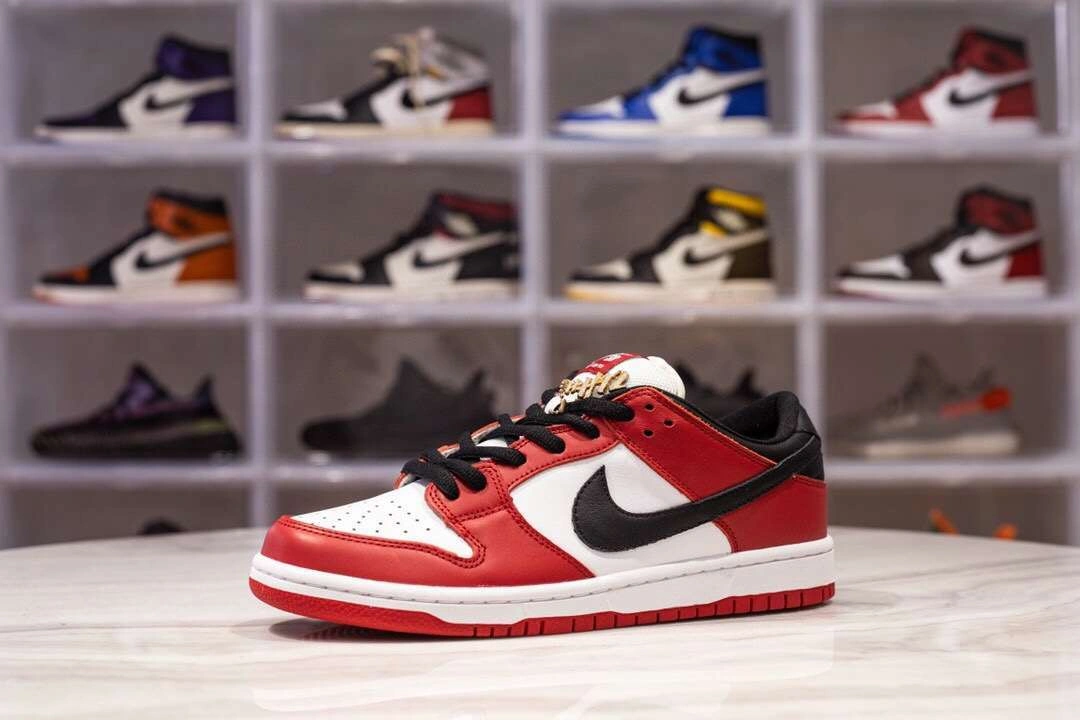 &sneakers3a--BQ6817-600 item : 319X24D1715