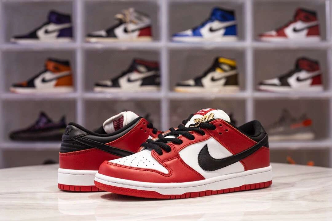 &sneakers3a--BQ6817-600 item : 319X24D1715