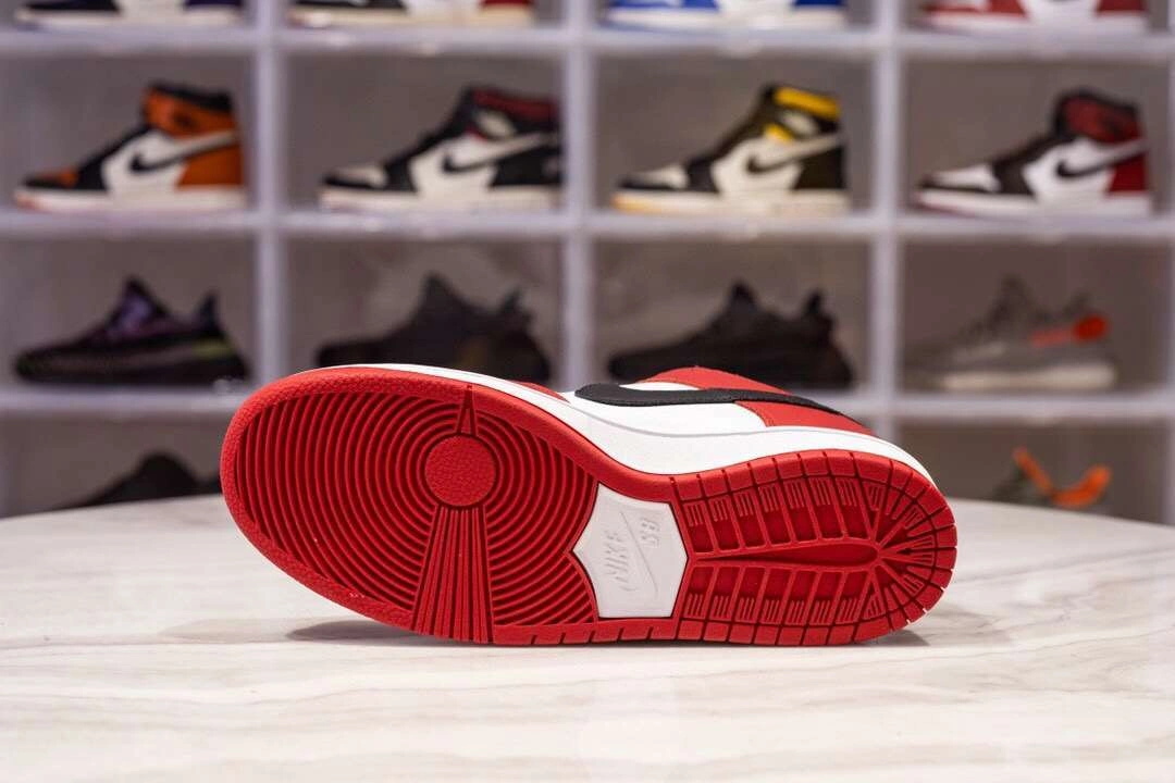 &sneakers3a--BQ6817-600 item : 319X24D1715