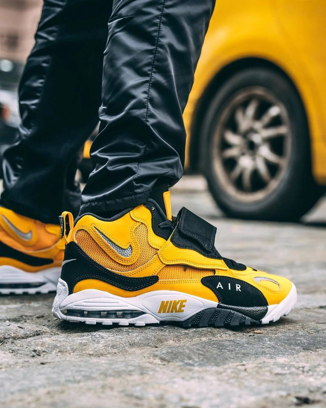 sneakers3a- BV1165-700 item:C-X067D04129