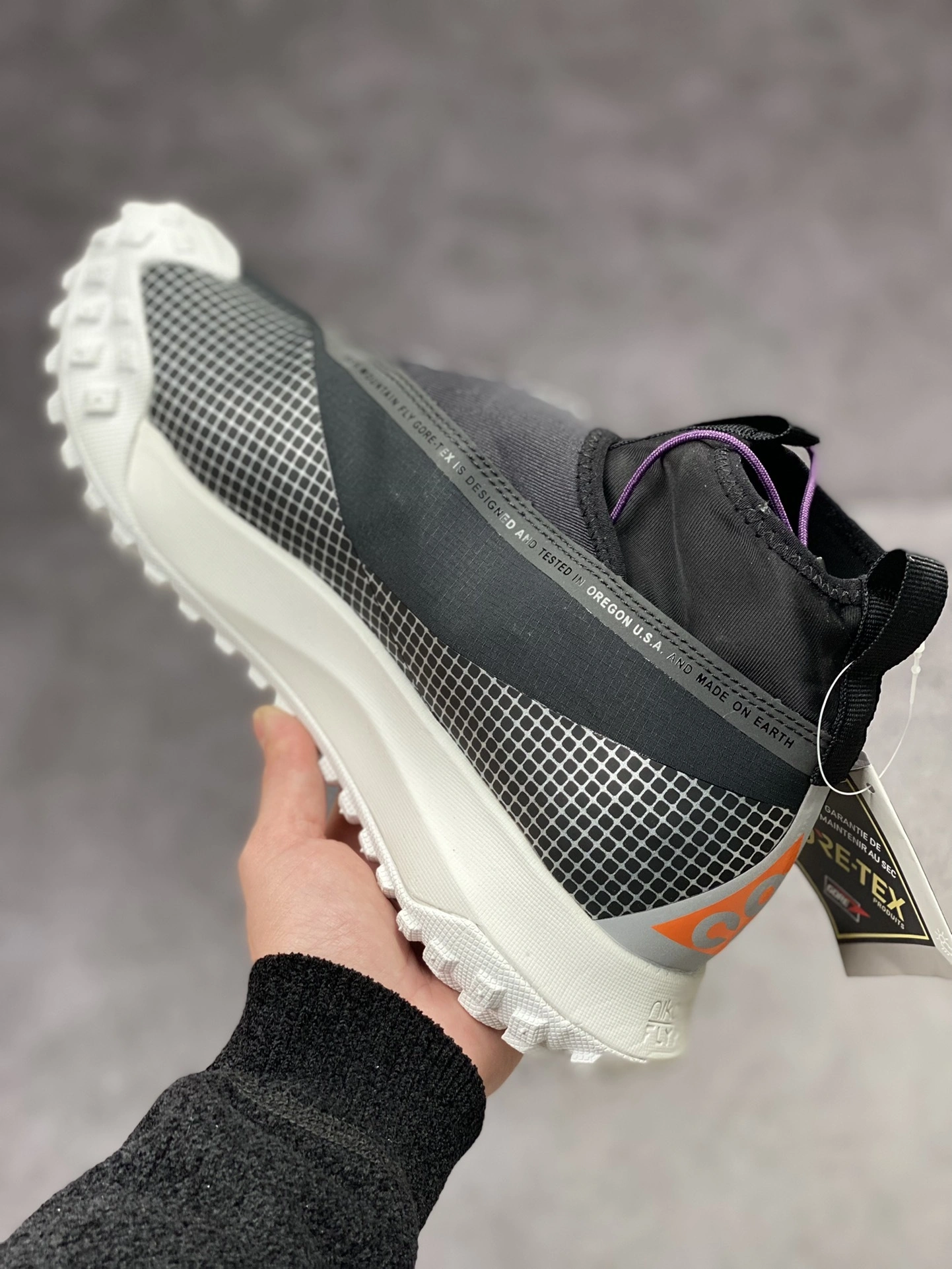 sneakers3a- CT2904-001 item:C-X000D04151