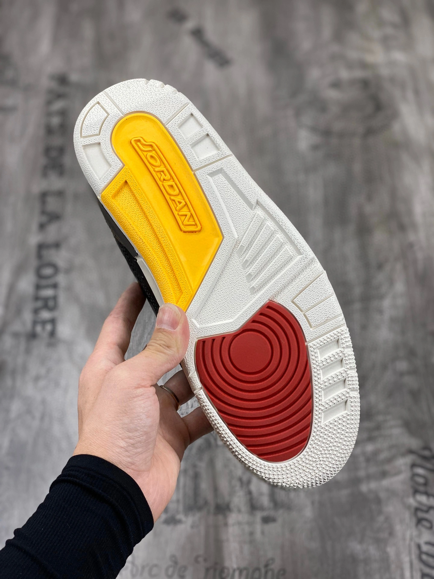 sneakers3a- CV3583-003 item : B-X028C0405O