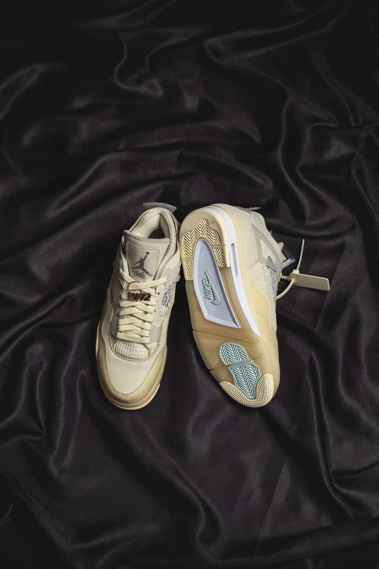 &sneakers3a- CV9388-100 item : P319X00D2341