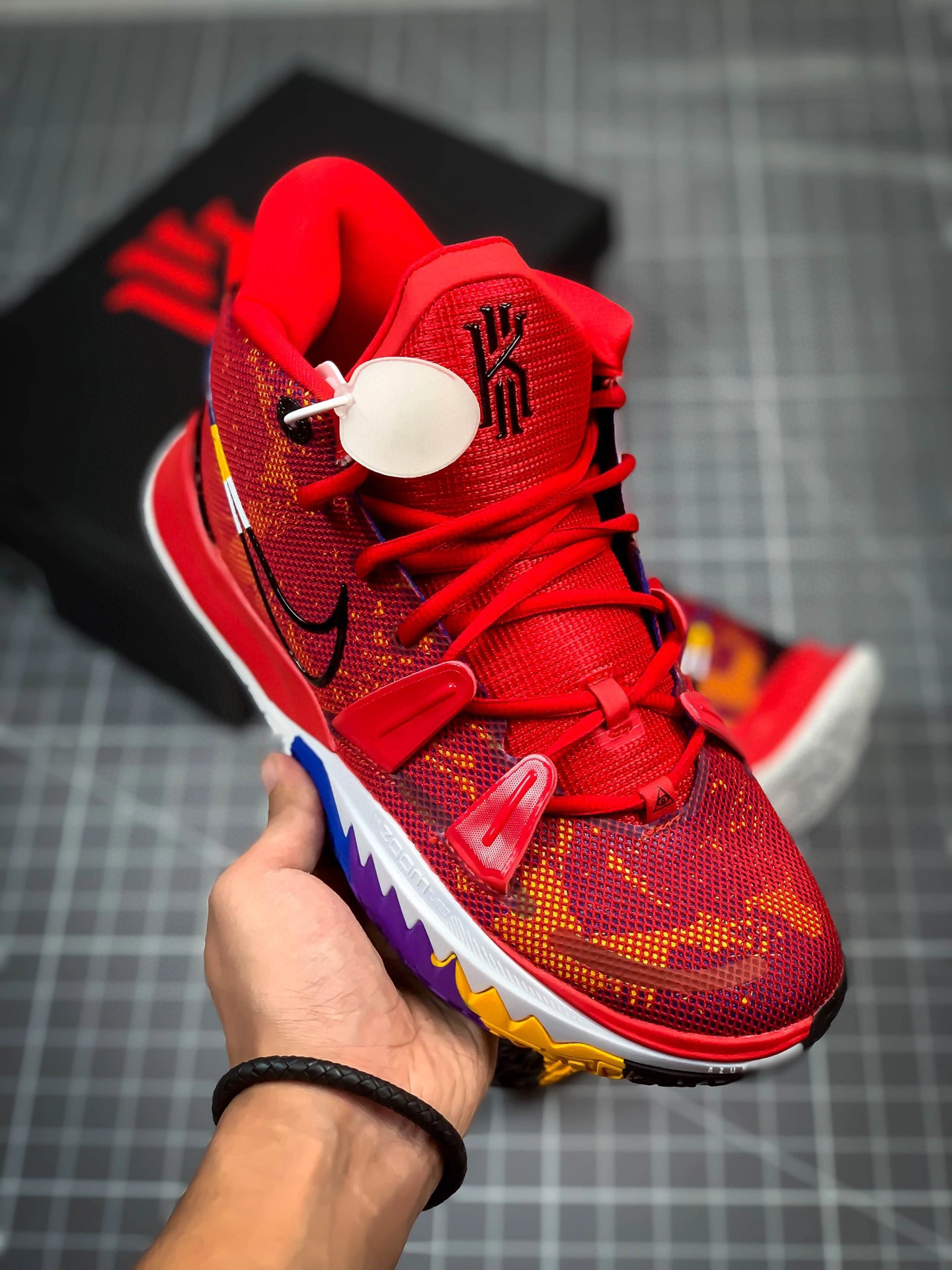 sneakers3a- DC0589-600 item : B-X028C0409O
