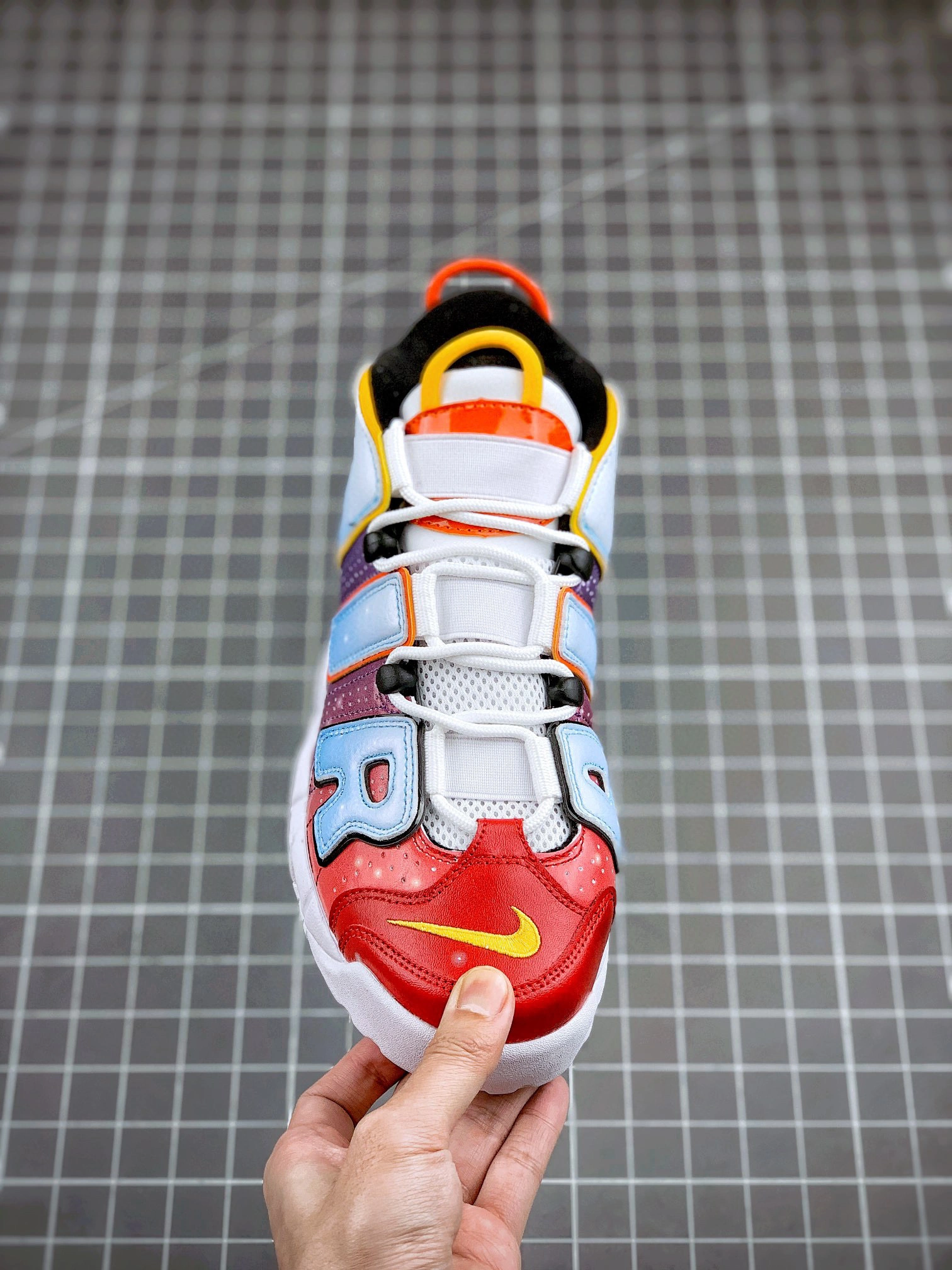 sneakers3a- DD9223-100 item : B-X338C2111O
