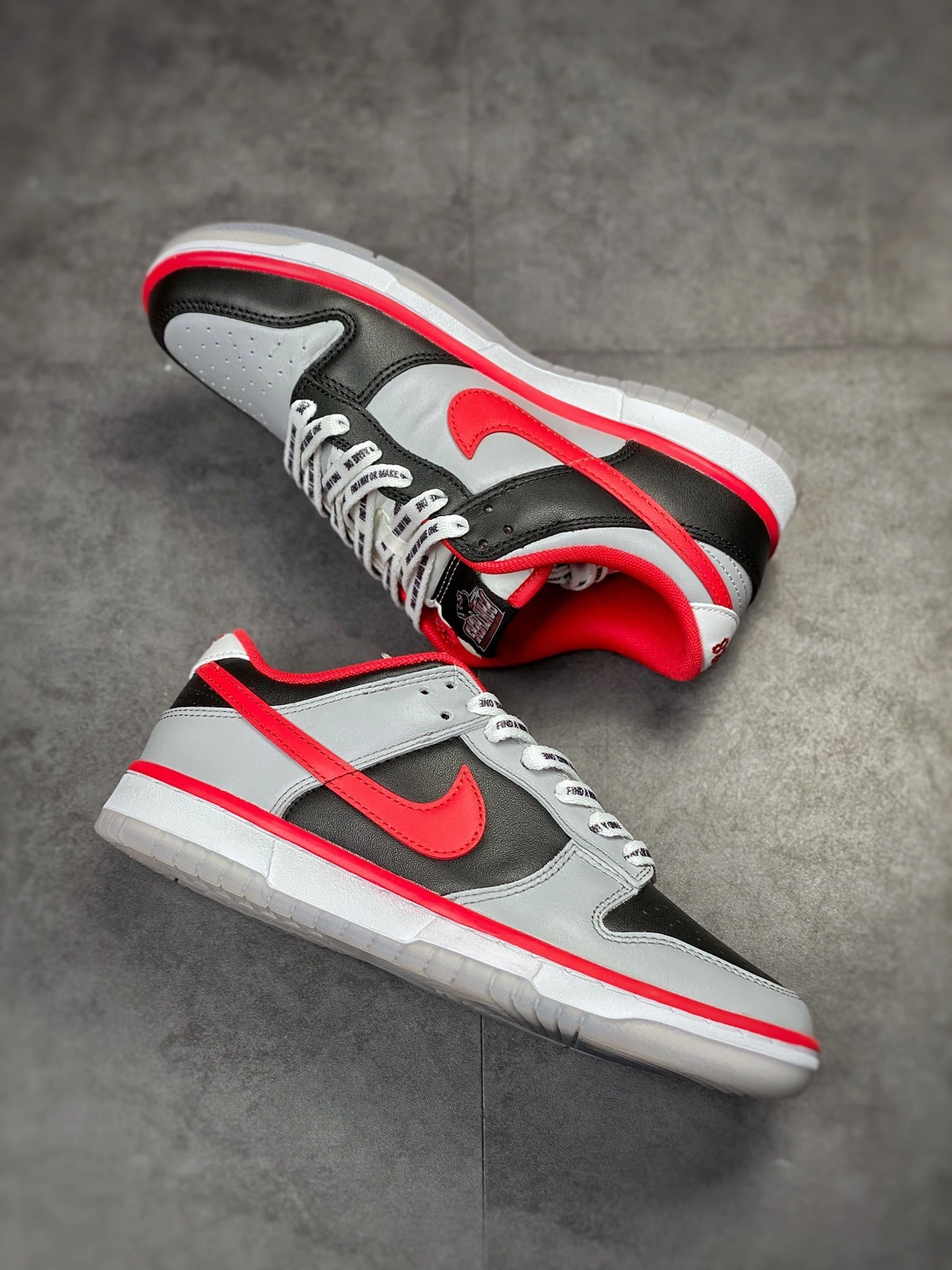 sneakers3a--DR6189 001 item:C-X000D1518
