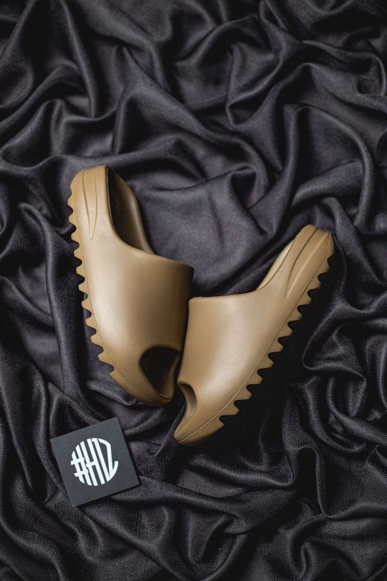 &sneakers3a--G55492 item : P319X14D2304