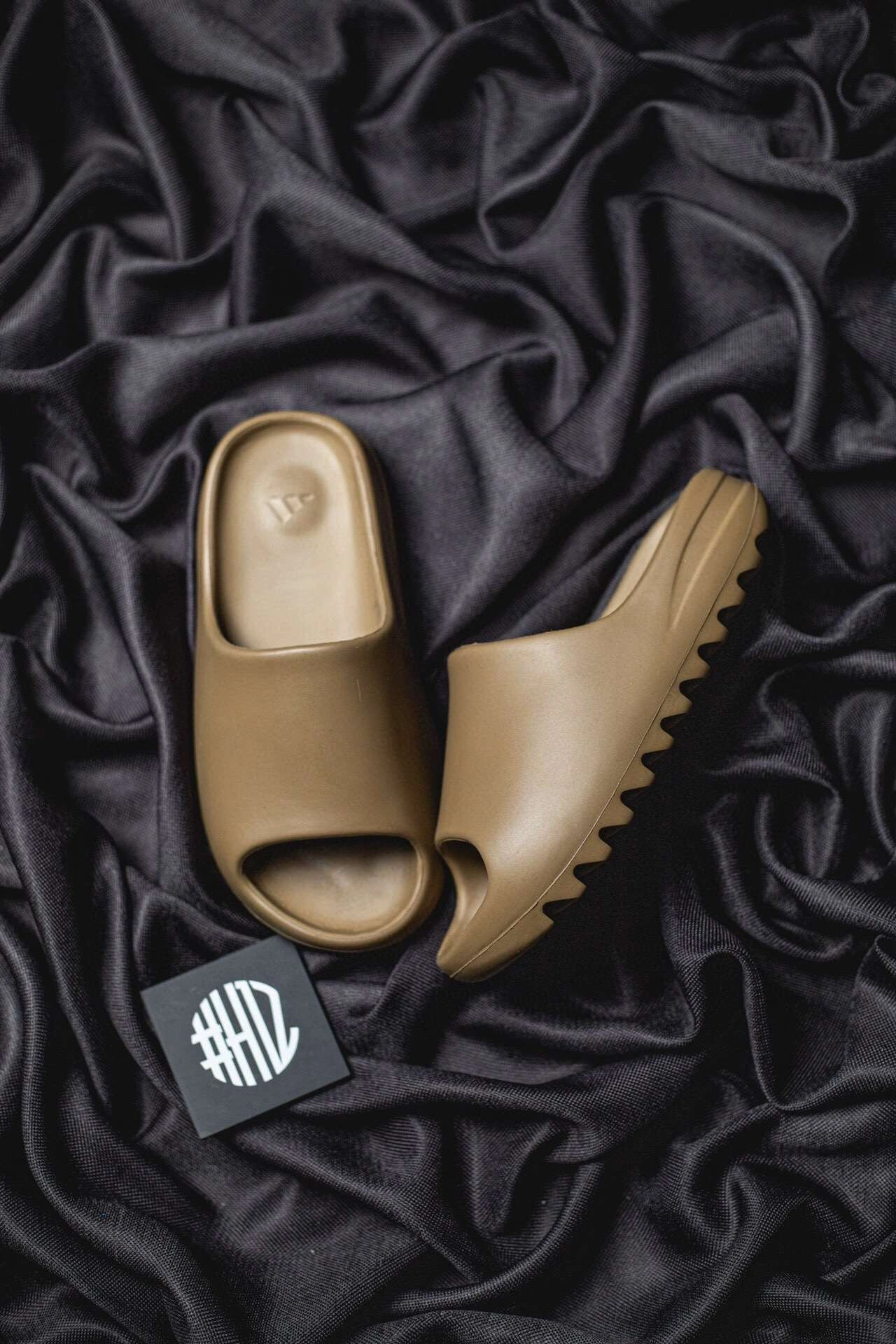 &sneakers3a--G55492 item : P319X14D2304