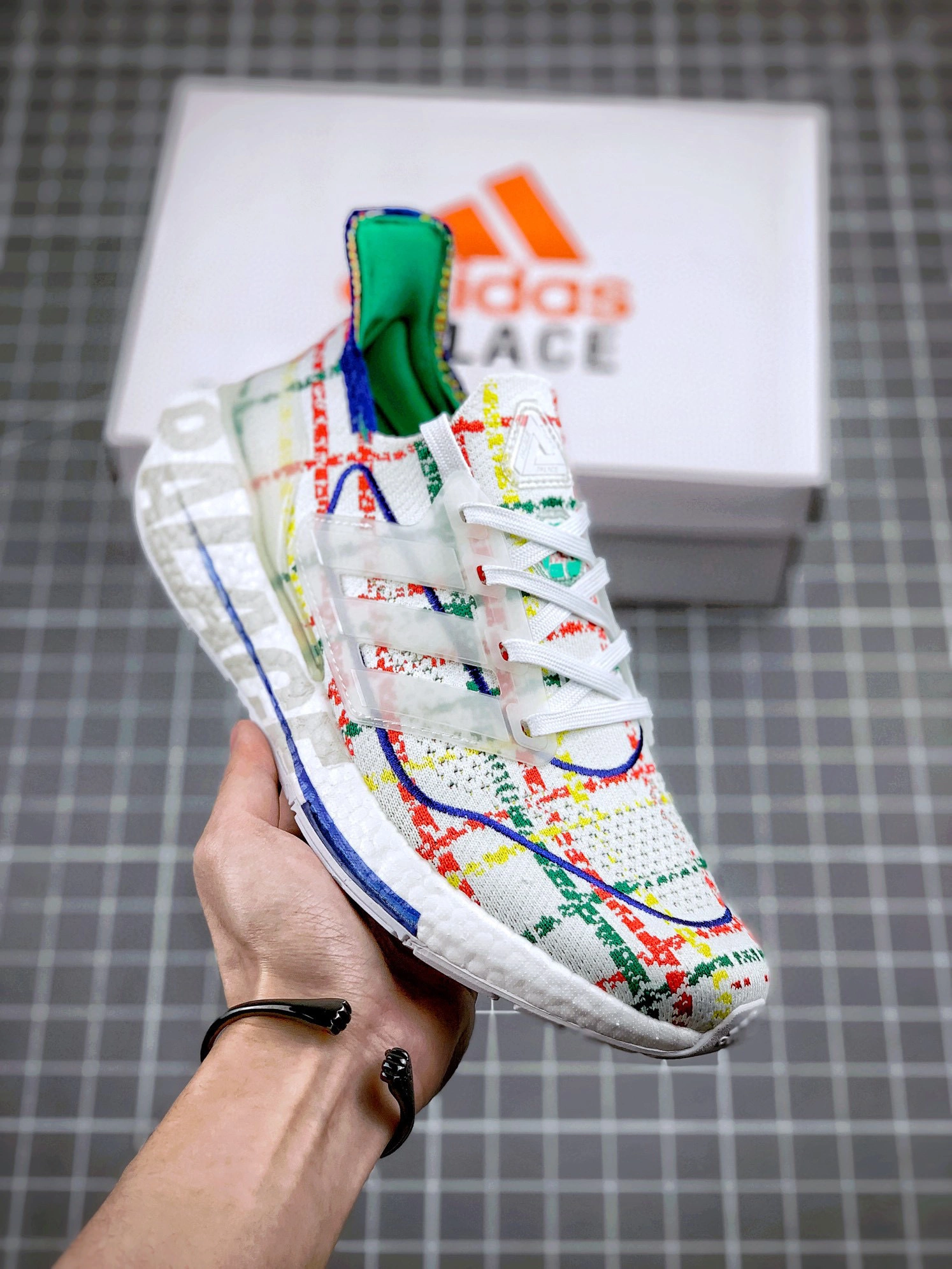 sneakers3a- GY5556 item : B-X234C2109O