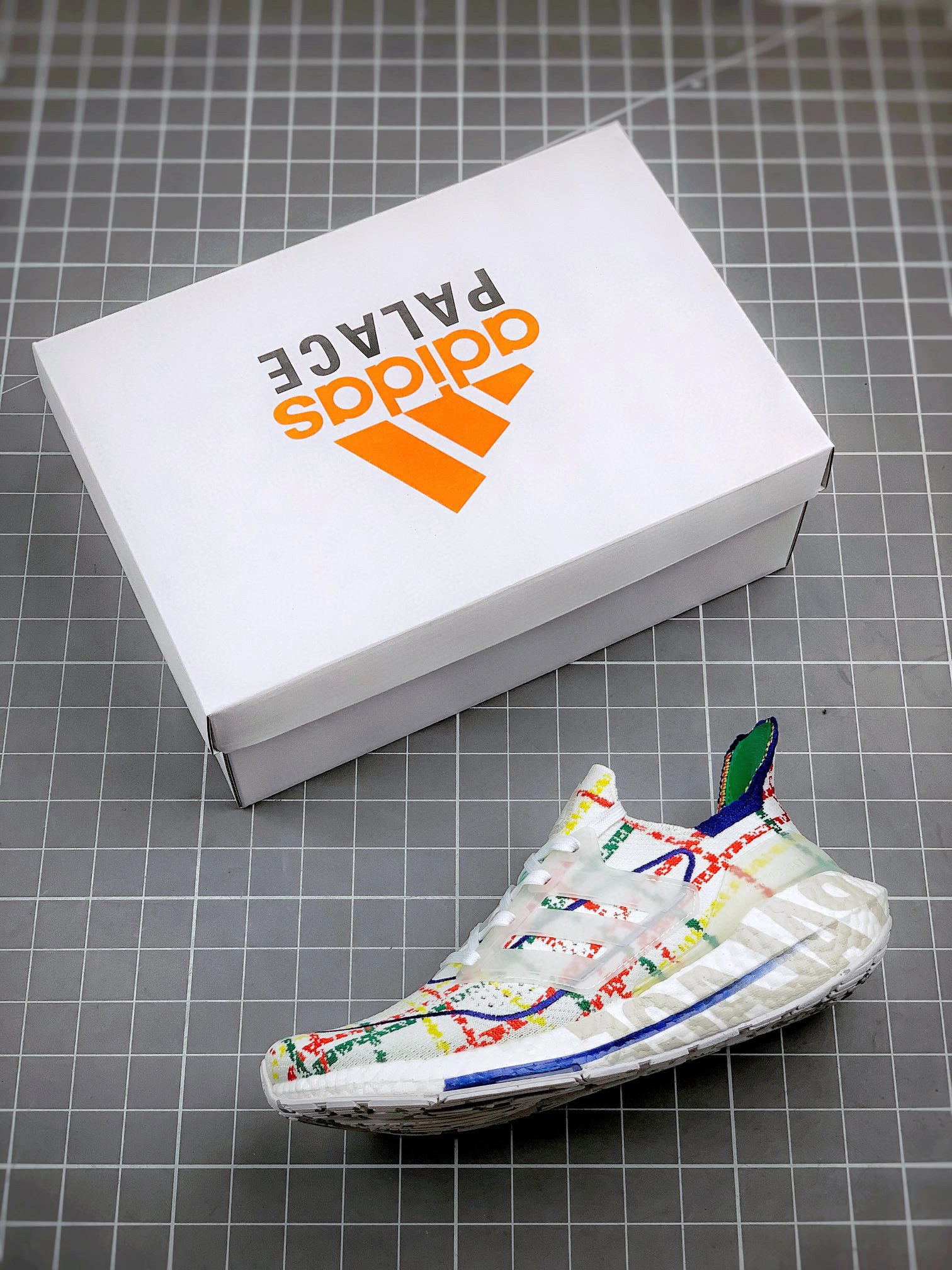 sneakers3a- GY5556 item : B-X234C2109O