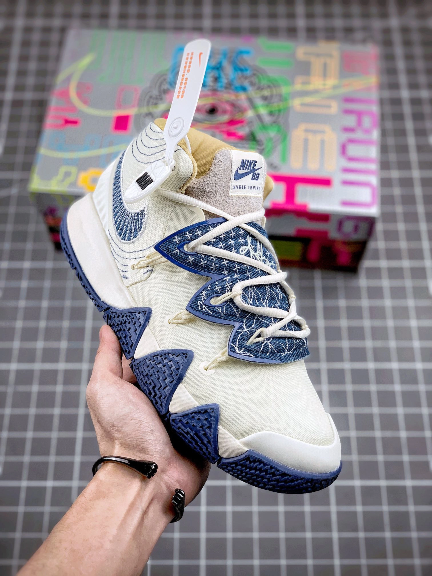 sneakers3a- S2 DA6806-100 item : B-X029B2607O