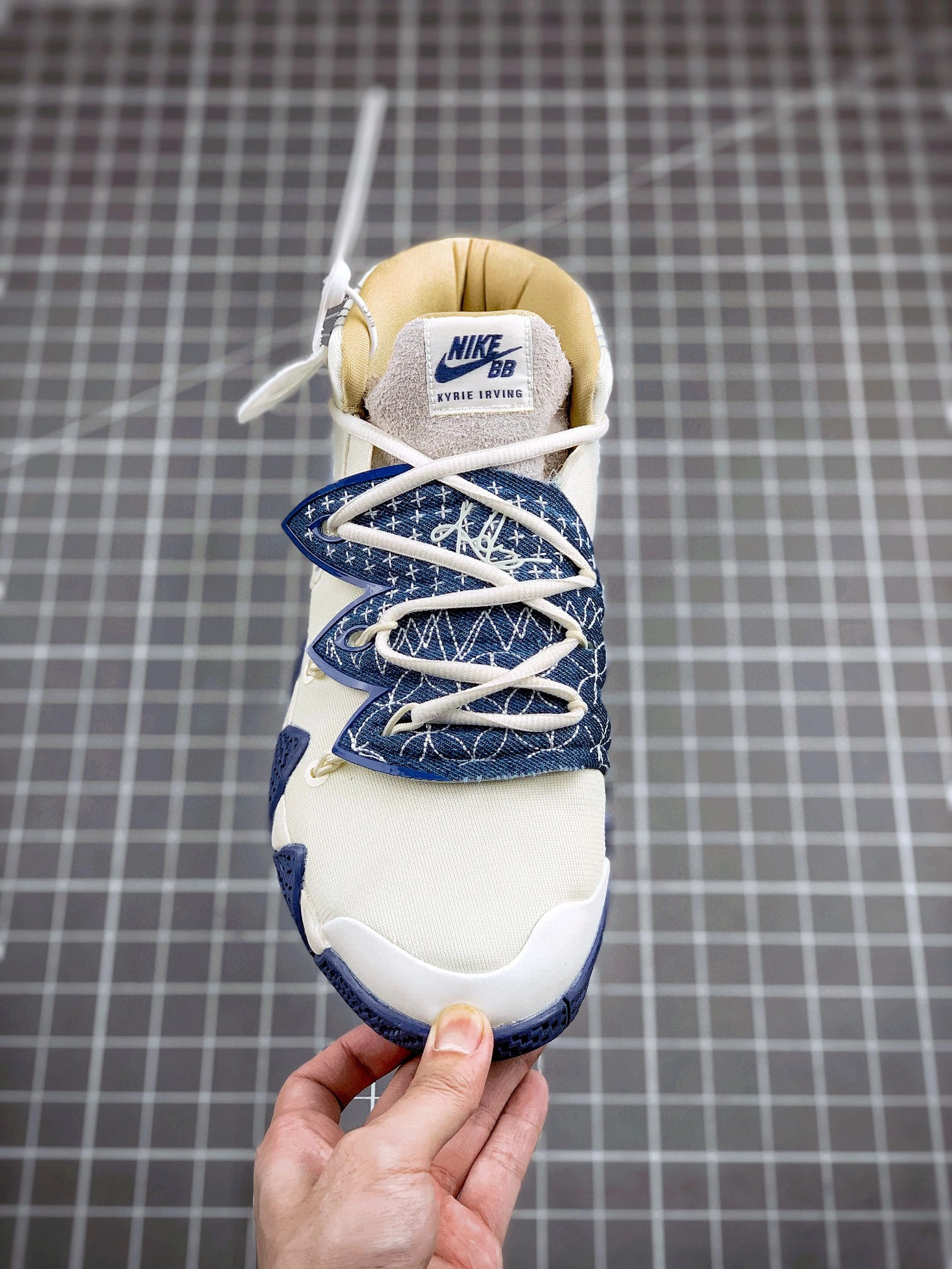 sneakers3a- S2 DA6806-100 item : B-X029B2607O