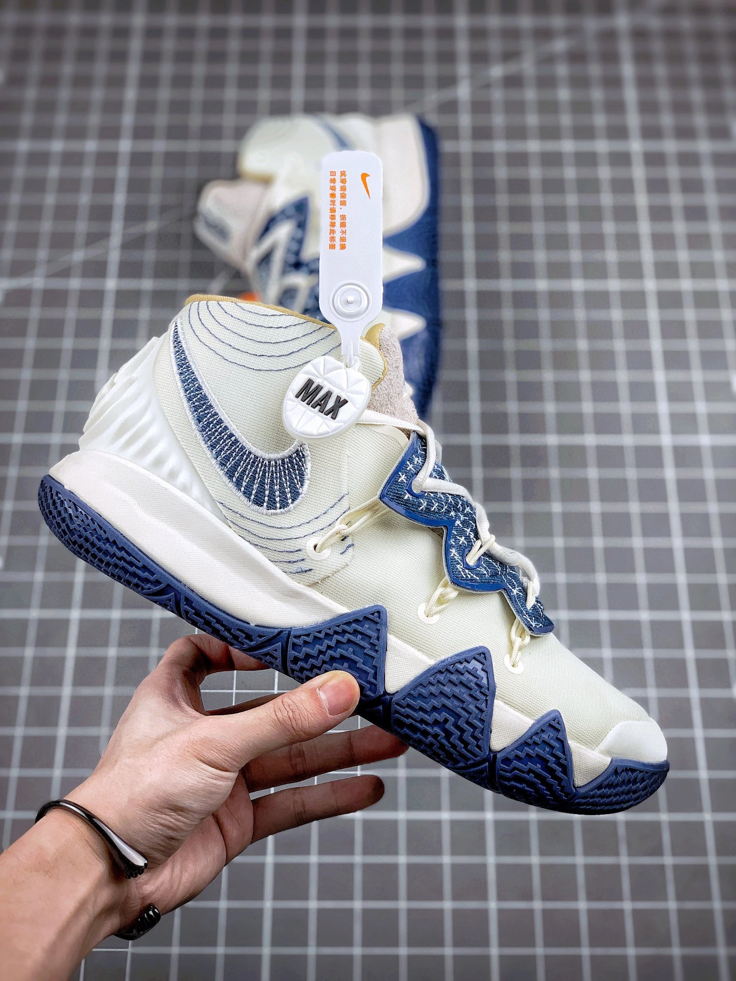sneakers3a- S2 DA6806-100 item : B-X029B2607O